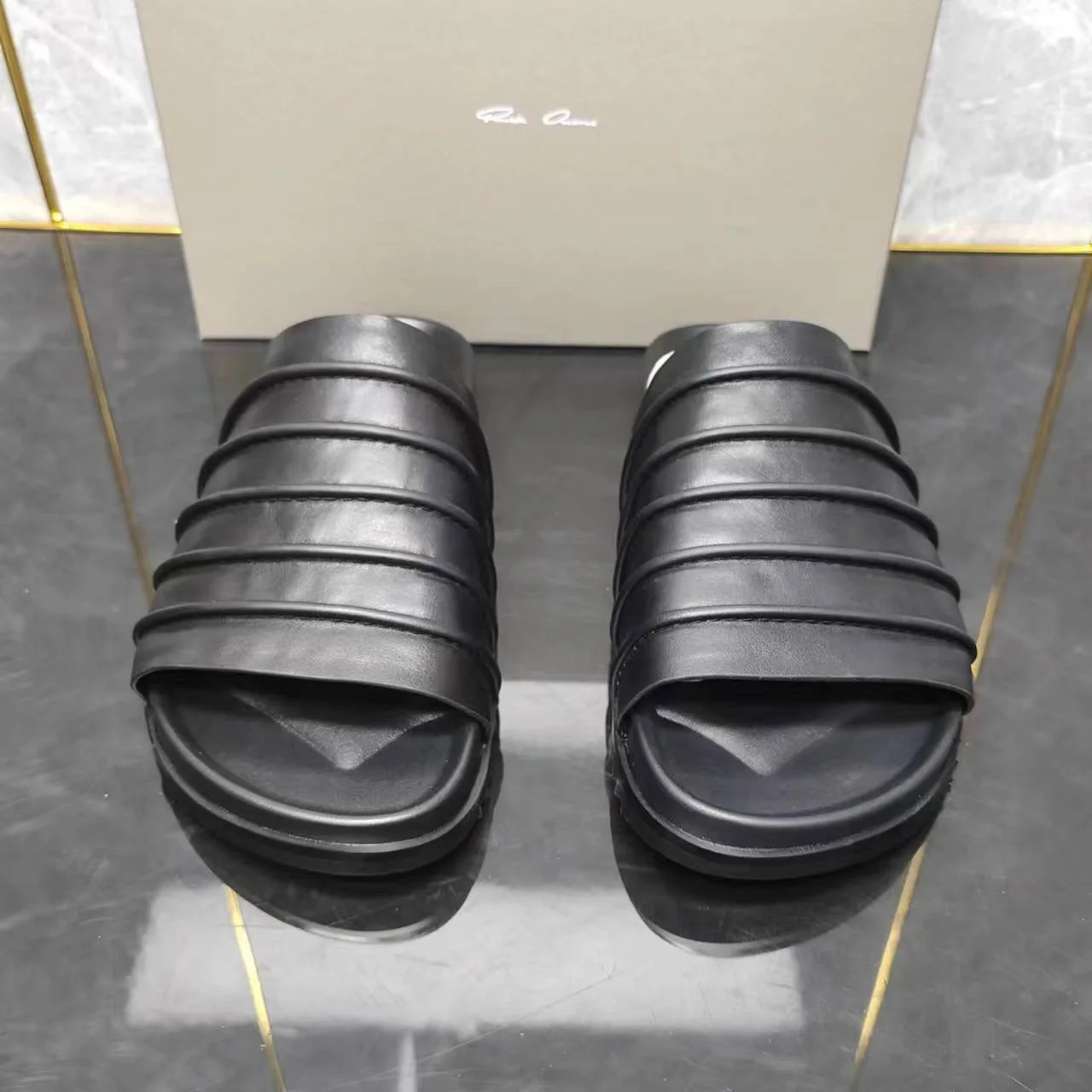 Rick shoes leather comfortable soft-soled indoor and outdoor slippers simple and high-end drag hand-customized. 2