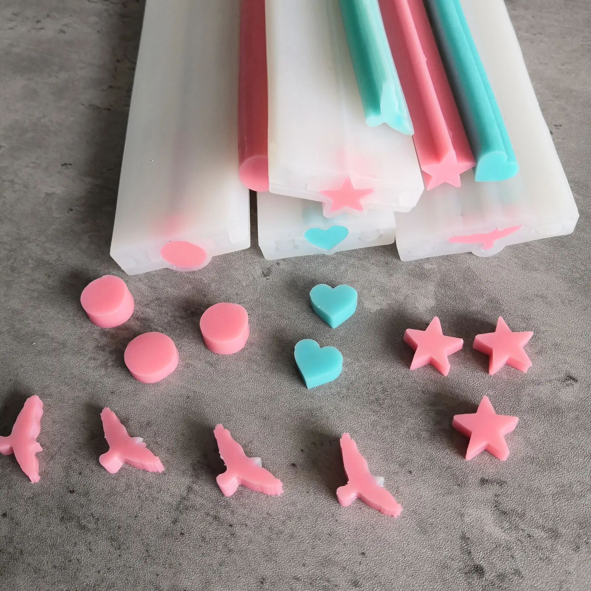 Soap Molds Kit Christmas Tree Cat Cloud Heart Star Moon Flower Cactus Silicone Long Tube Mold