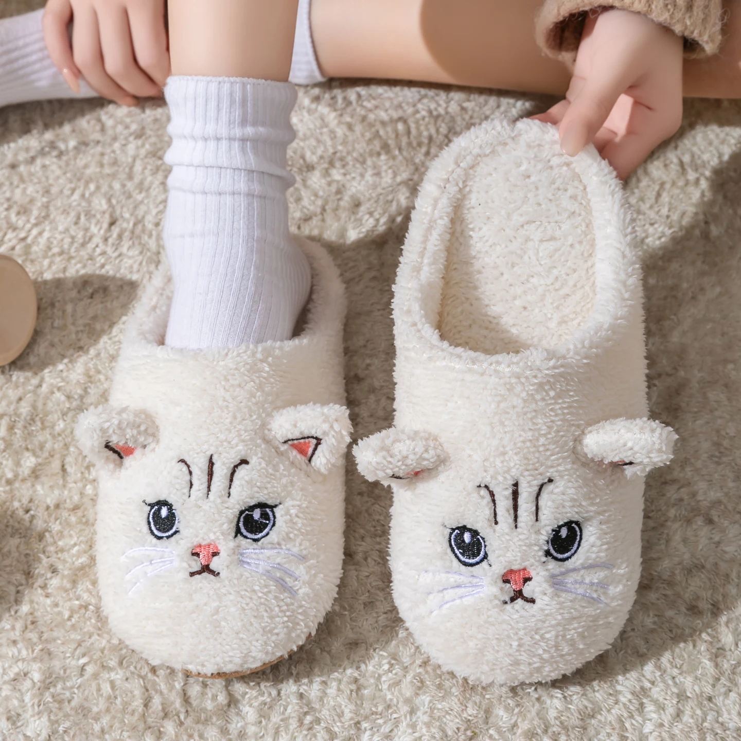 Women's House Slippers, Cute Cartoon Plush Non-Slip Indoor Bedroom Floor Shoes, Warm & Cozy Home Footwear for Winter&Autumn - 3