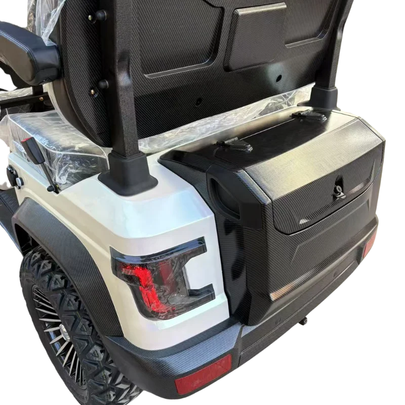 MMC Nomad 1500 ? 리프트 키트 및 맞춤형 디자인을 갖춘 6인승 유틸리티 골프 카트