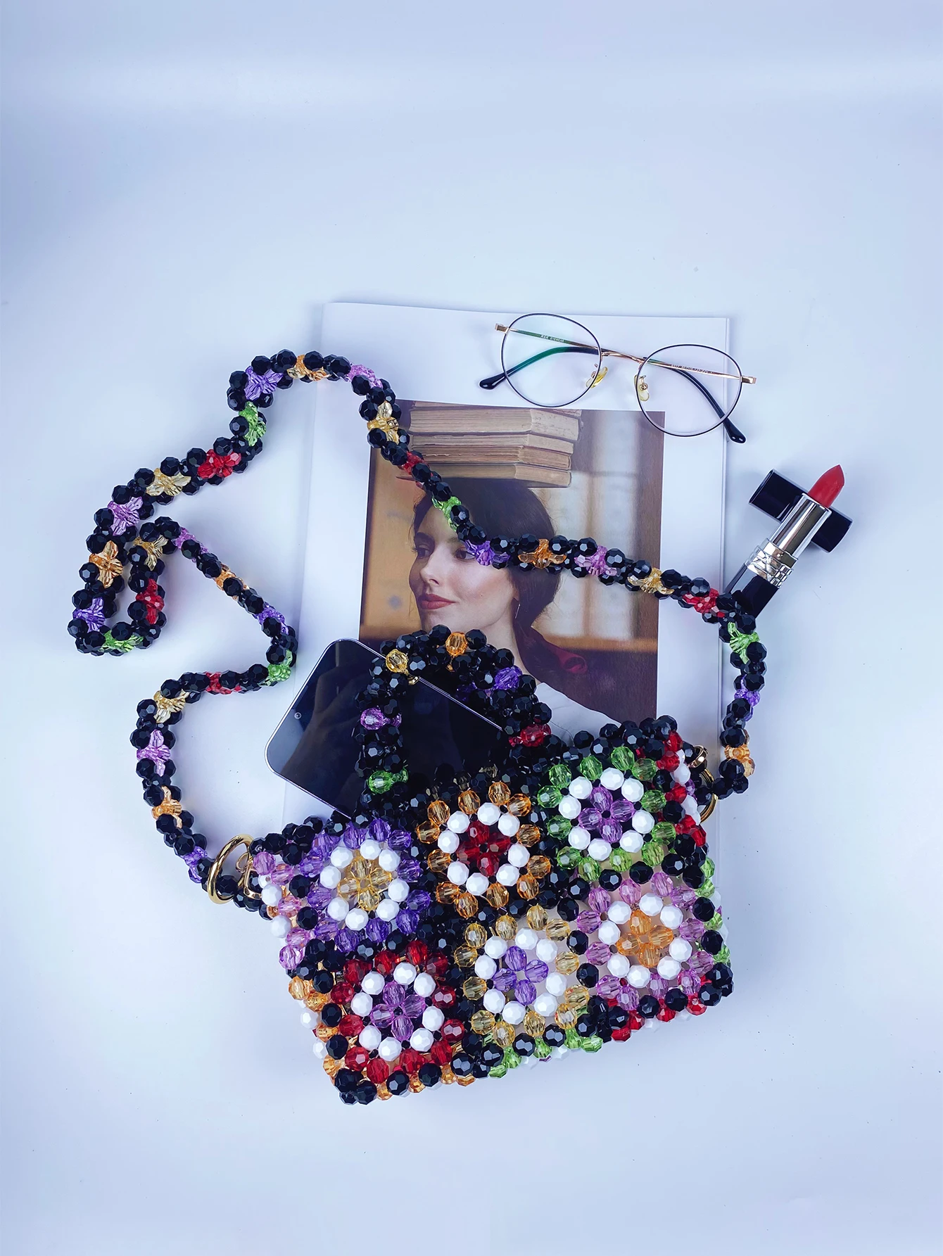 حقيبة ملونة منسوجة بنمط متقلب للكتاب الأحمر الصغير...