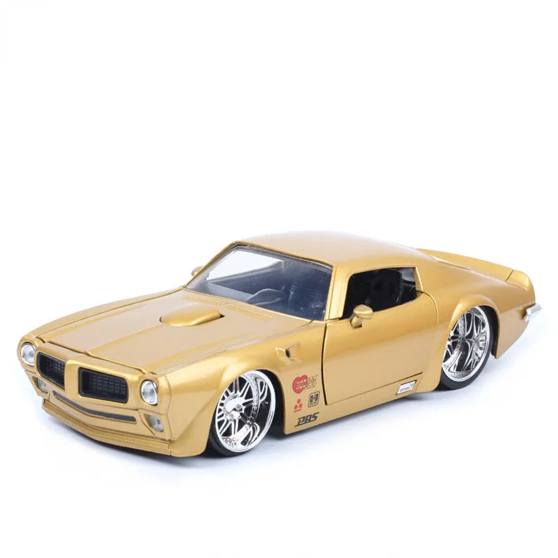 

1:24 Fast & Furious 1972 Pontiac Firebird Muscle sports car High Simulation Diecast Car Metal Alloy Model Car Gift Collection