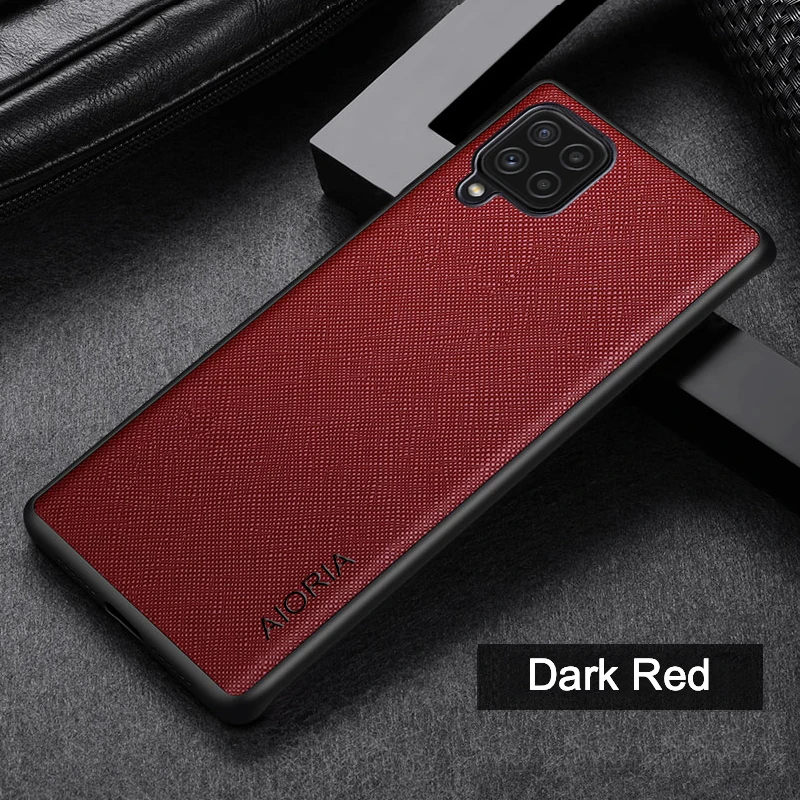 Universal Protective Smartphone Case - Sleek and Durable Design