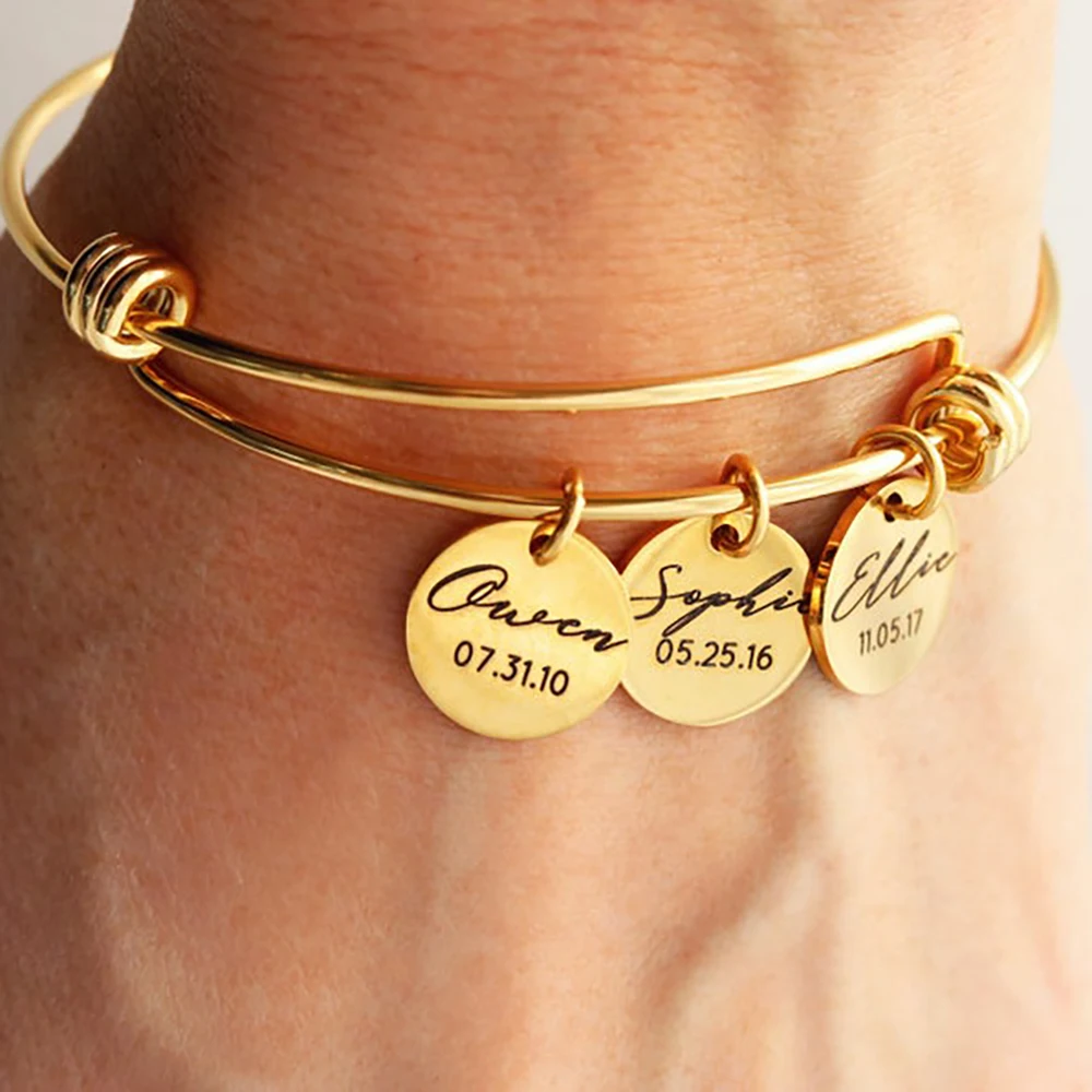 

Custom 1-3 Name Bracelet for Women New Personalized Adjustable Charm Bangle Round Heart Pendant Stainless Steel Jewelry for Mom