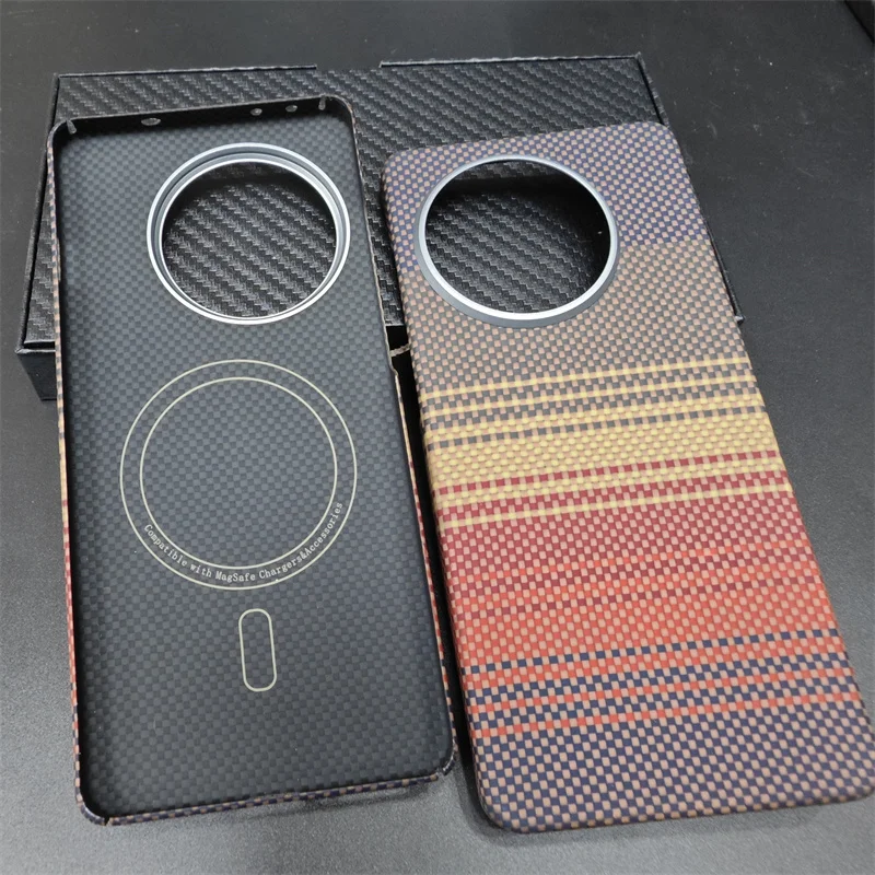 Ultra-Thin Carbon Fiber Aramid Protective Case - Sleek & Durable Hard Shell Cover