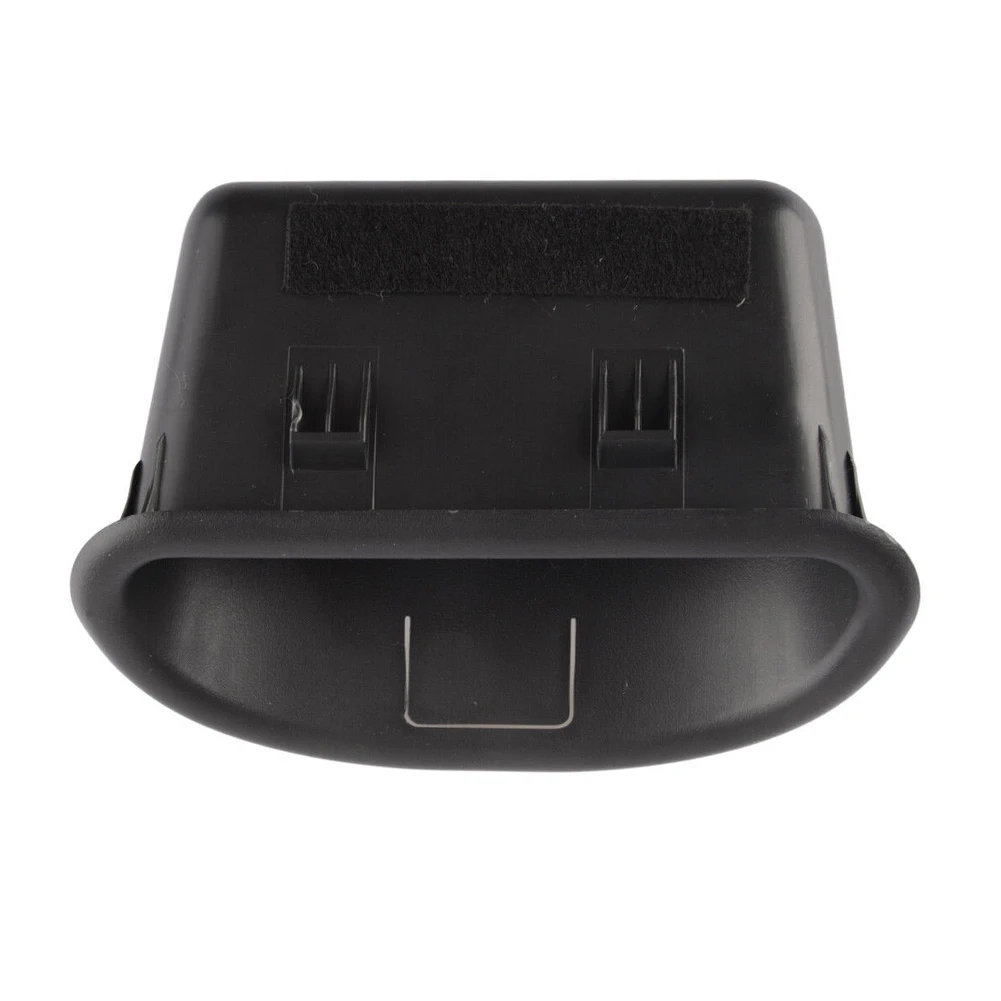 Рисунок 2 - Внутренняя ручка крышки багажника