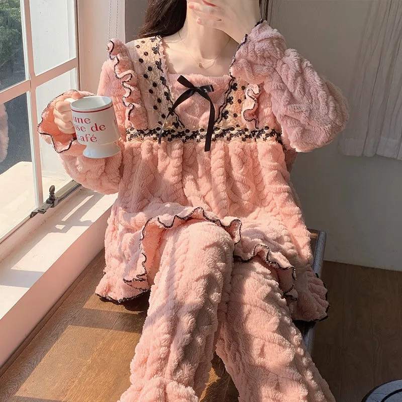 2024 New Fashion Autumn Winter Sleepwear Coral Velvet Pajamas Set Women Pad Loungewear Sweet Lovely Girls Flannel Homewear Suit 2024 new pajamas women flannel thickened cute sleepwear set autumn winter korean dorm home service suit girls leisure loungewear