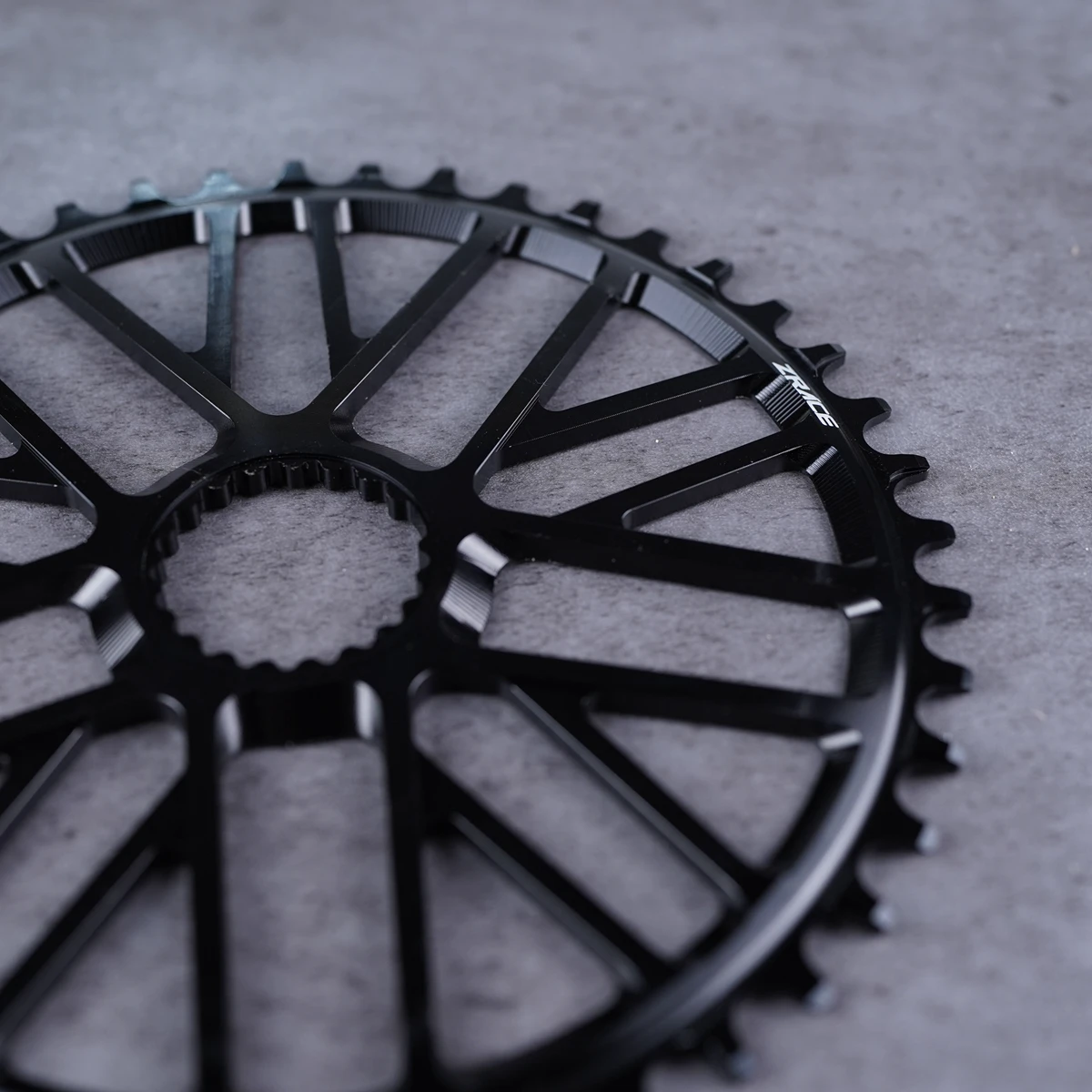 ZRACE GR01 Gravel/MTB Chainring, 40T-44T Adjustable Gearing