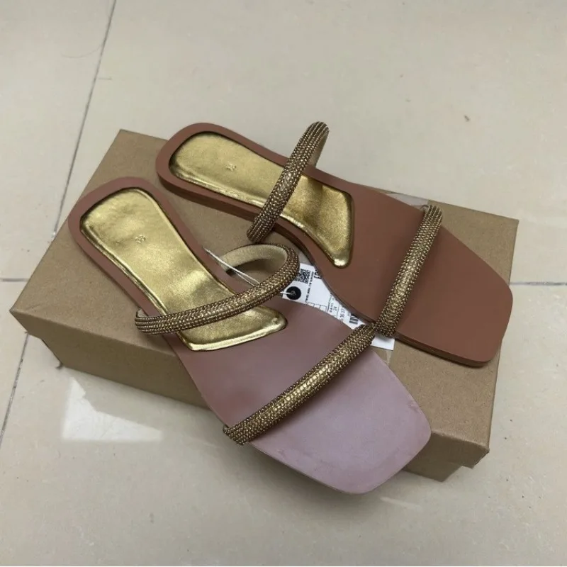 

Шлепанцы женские с квадратным носком, пляжные сандалии с бриллиантами, модная обувь на плоской подошве, блестящие тапочки для улицы, большие размеры, лето