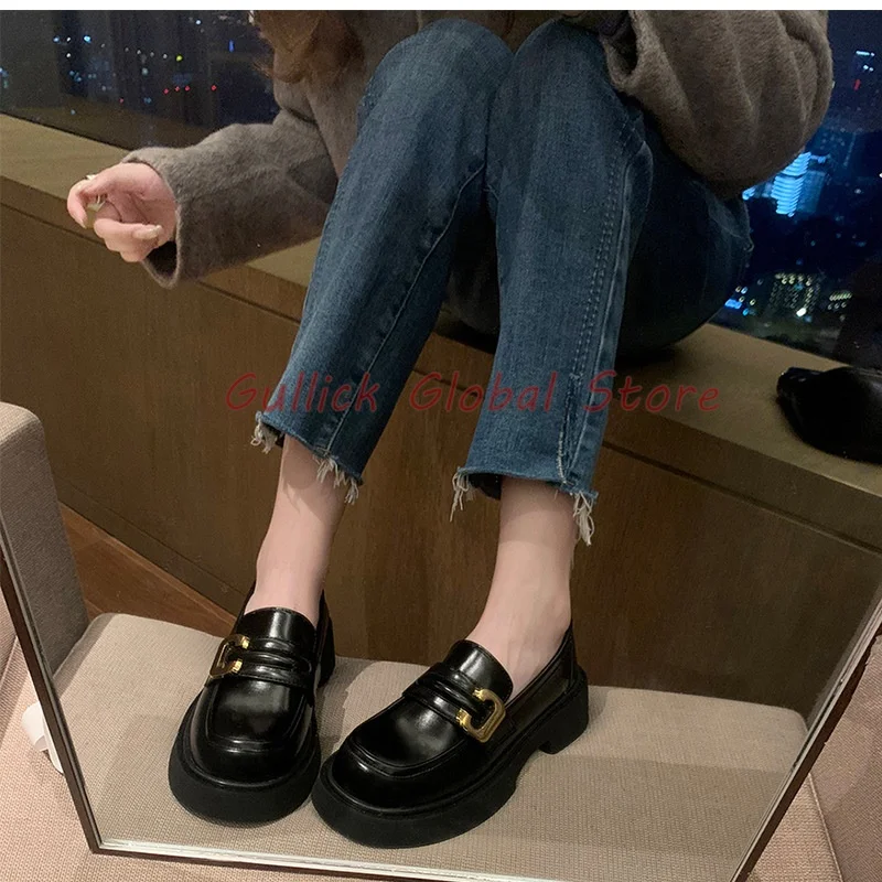 

2024 New Arrival Genuine Leather Round Toe Metal Decoration Shallow Pumps Thick Heel Summer Dress Sweet Grace Breathable Soft