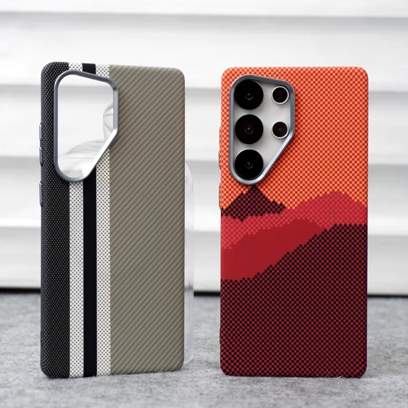 MagSafe-Compatible Carbon Fiber Wireless Charging Case with Alloy Lens Cover