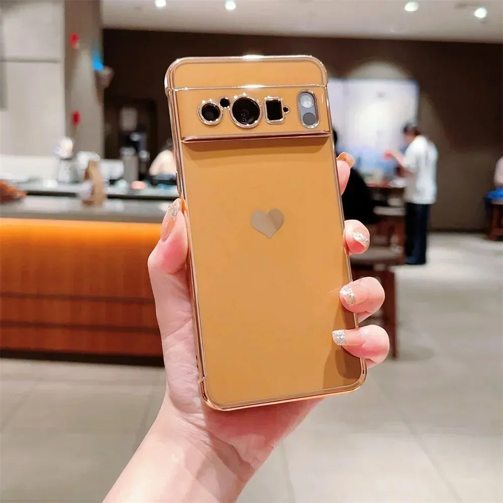 Fashion Love Heart Plating Shockproof Soft Lens Protection Case