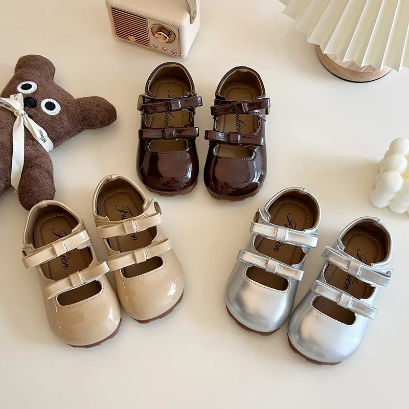 Girl's Mary Janes Patent Leather Bowtie Round Toe Cute Kids Flat Shoes Toddler Three Colors Spring Hook-loop Children Shoe 21-30 leather shoes mary jane shoes girls shoes girls flats