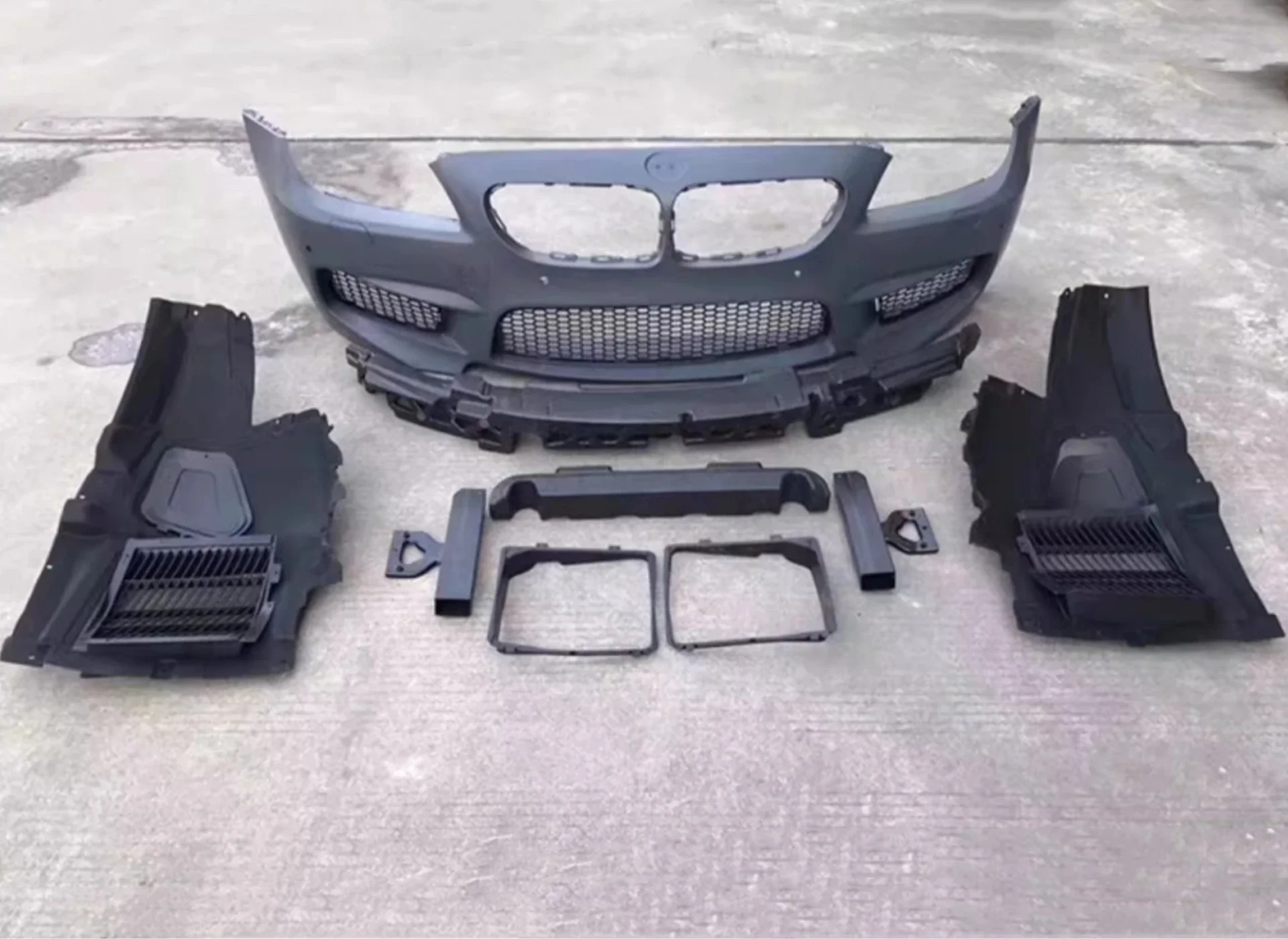 Front Rear Bumper Assembly Side Skirt Fender for BMW 6 Series F12 F13 Upgraded M6 Body Kit Car Accessories