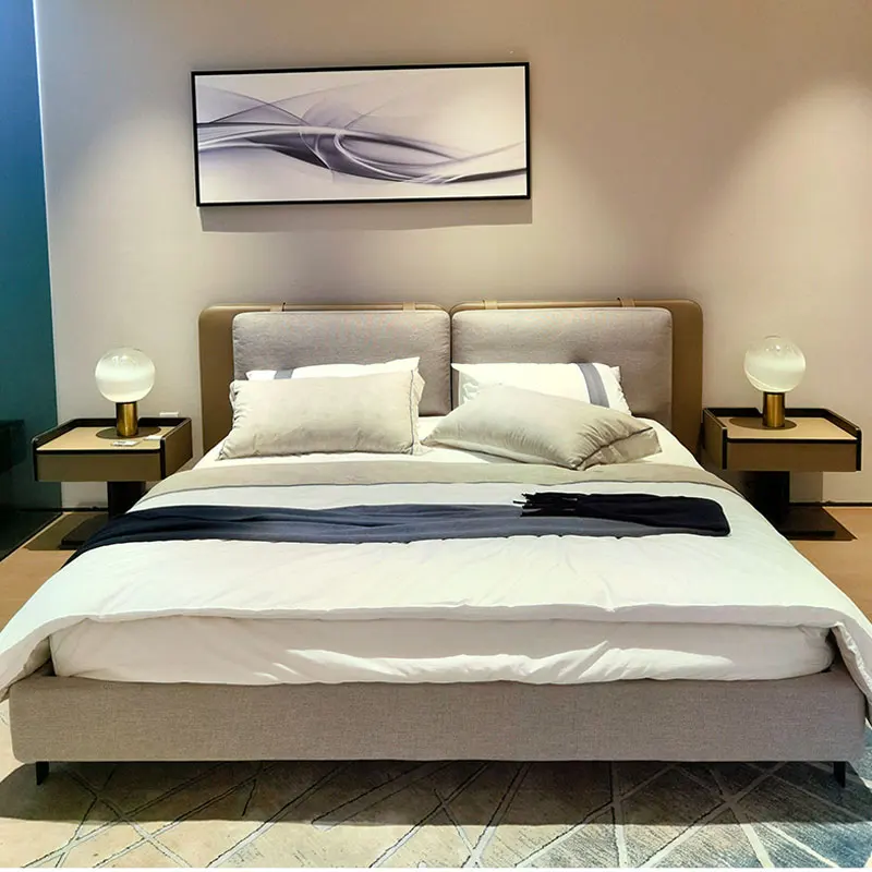 Modern minimalist fabric bed Italian minimalist light luxury master bedroom 1.5 meters 1.8 meters high-quality cotton and linen