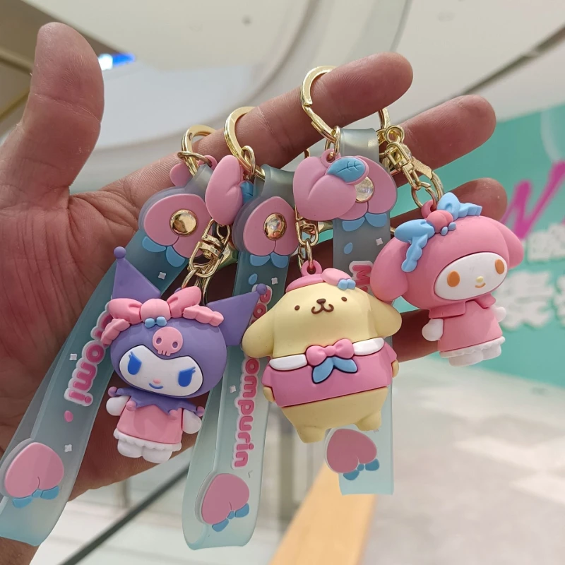 

Брелок с перекрестными границами, семейный милый персиковый брелок Sanrio, брелок с мультяшным автомобилем, кукла, милый кулон с сумкой в подарок на день рождения для друзей