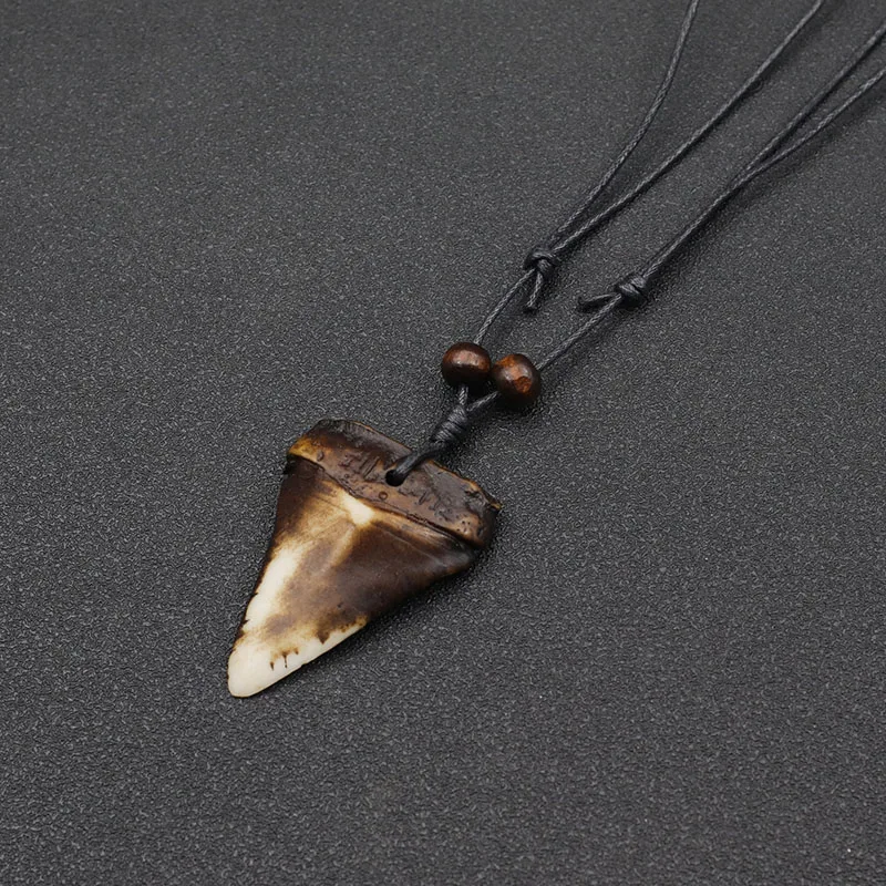 Men Vintage Shark Teeth Pendant Necklace