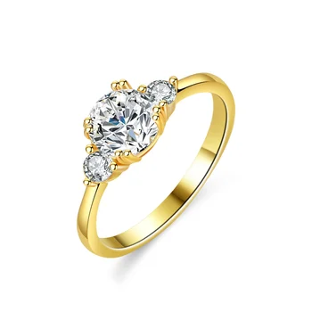 Anillos de moissanita de oro amarillo de 14 quilates 1
