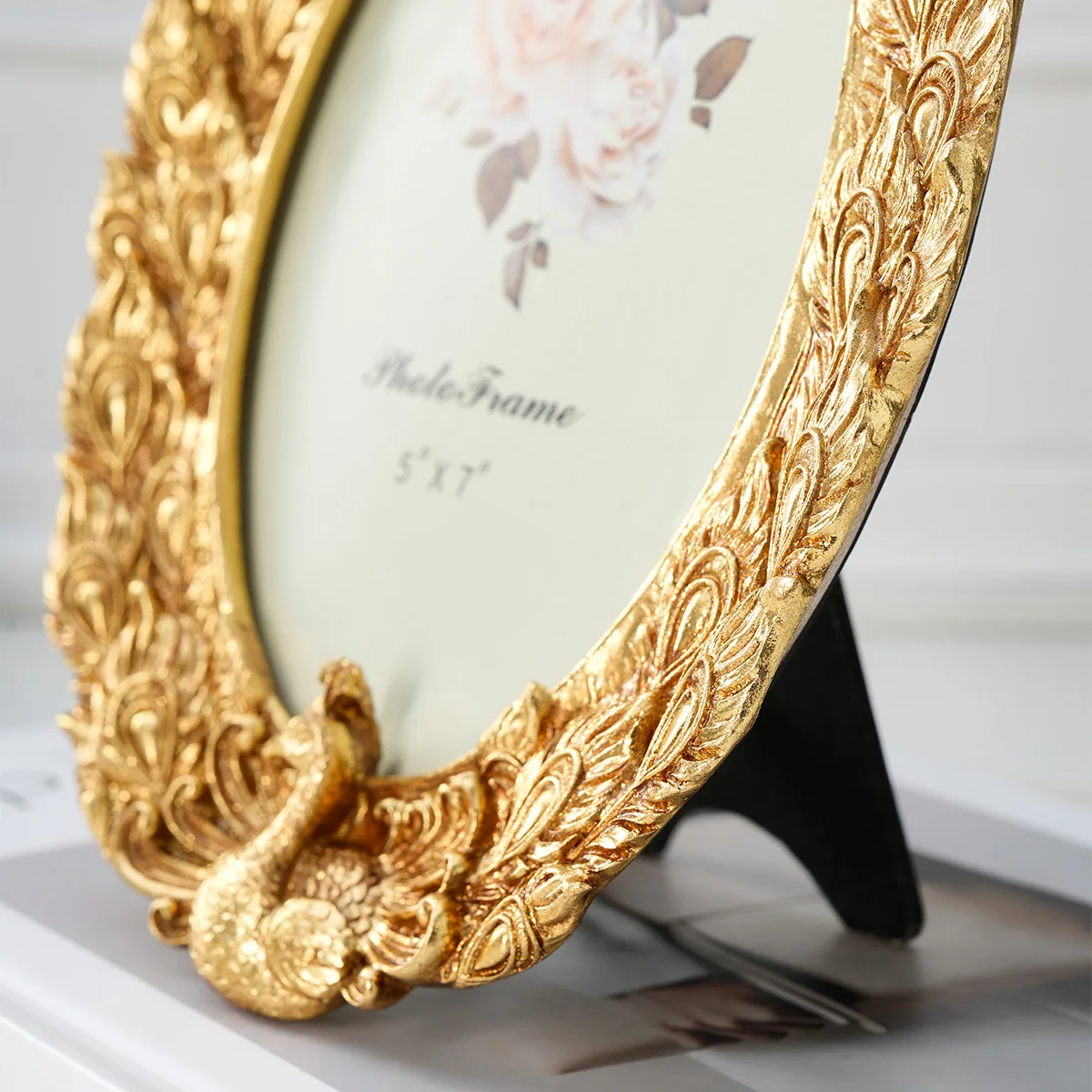 1PC, creative retro peacock photo frame display stand, golden carved home decoration frame, resin craft gift