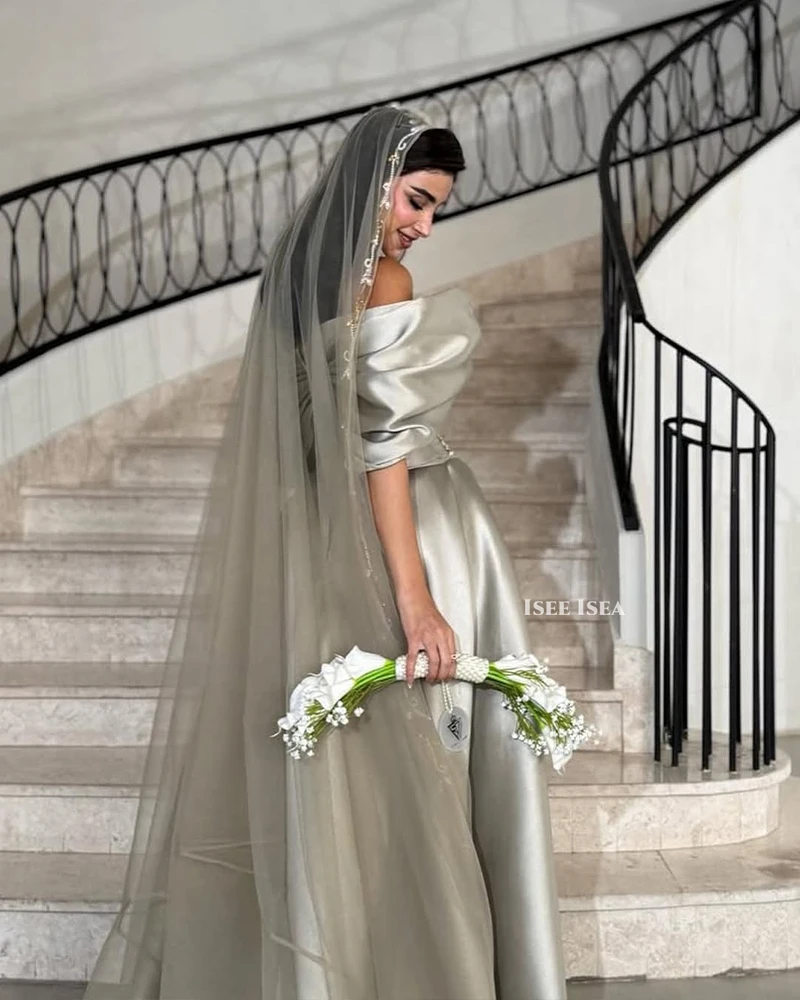 فساتين سهرة رائعة مطرزة بالخرز في المملكة العربية...