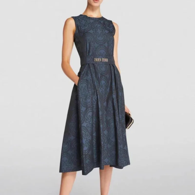 

New Autumn and Winter Jacquard Sleeveless Long Dress Women