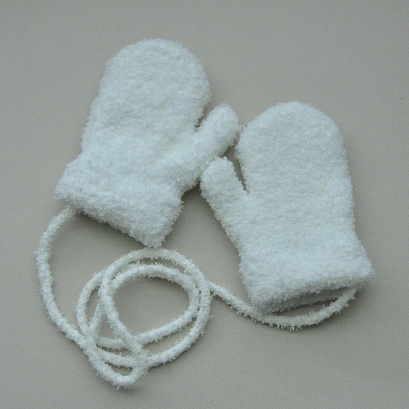 1-3Y Children Winter Thickened Plush with Rope Warm Gloves For Boys Girls New Solid Velvet Mittens Outdoor Cycling Skiing Gloves