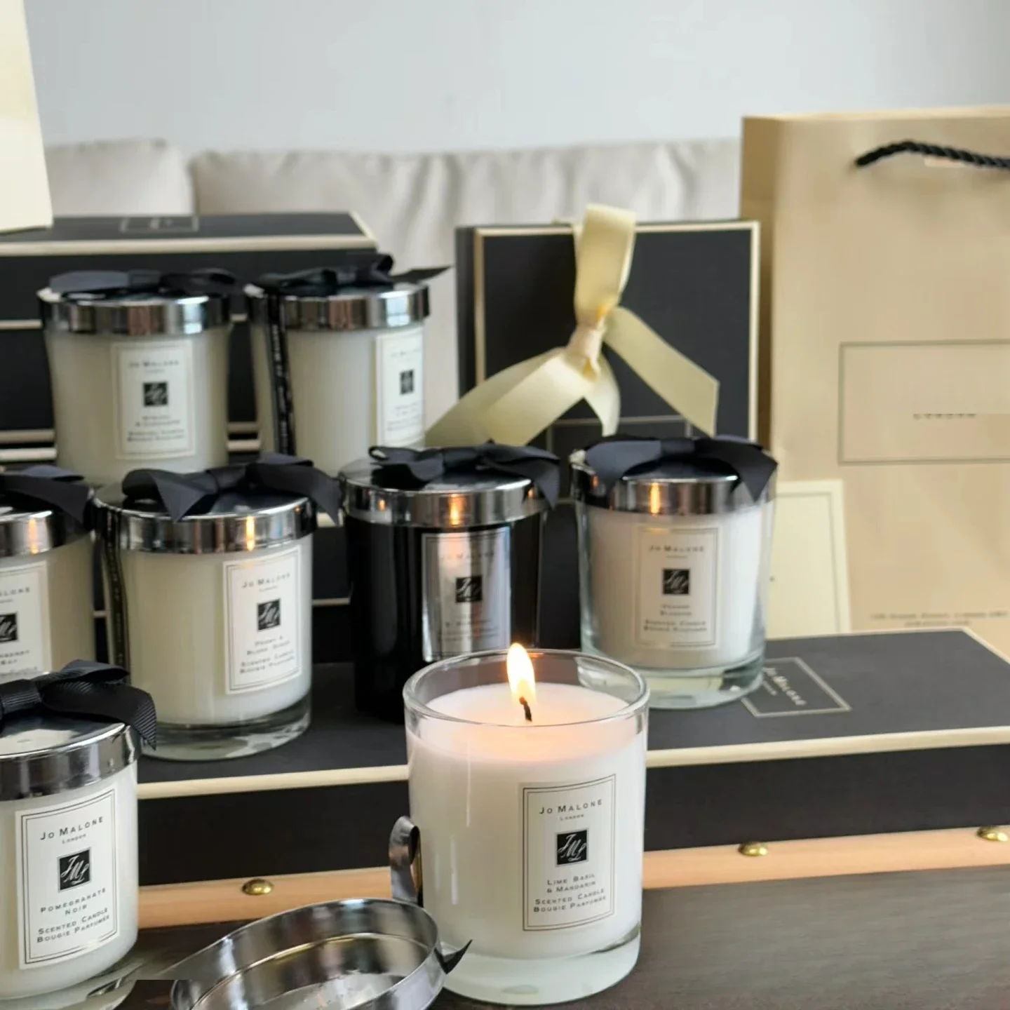 English Pear Scented Candle Classics Lime Basil Aromatherapy Reed Diffuser Fragrance Home Decoration Luxury Christmas Gifts