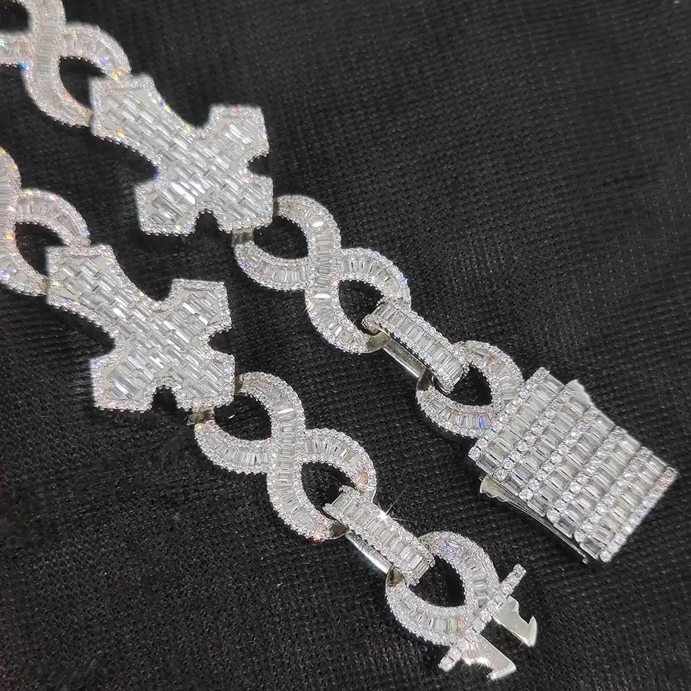 ESKEEM Big Cross Infinite Cuban Chain Necklace Full Iced Out