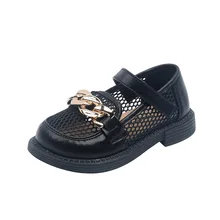 

Girls Hollow Mary Janes 2022 Summer New Soft Princess Versatile Sweet Kids Fashion Mesh Metal Chains Children Covered Toes Shoes