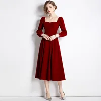 Runway-Vintage-Women-Velvet-Dress-Design-Elegant-Square-Collar-Long-Sleeve-Black-Red-Christmas-Midi-Party.jpg