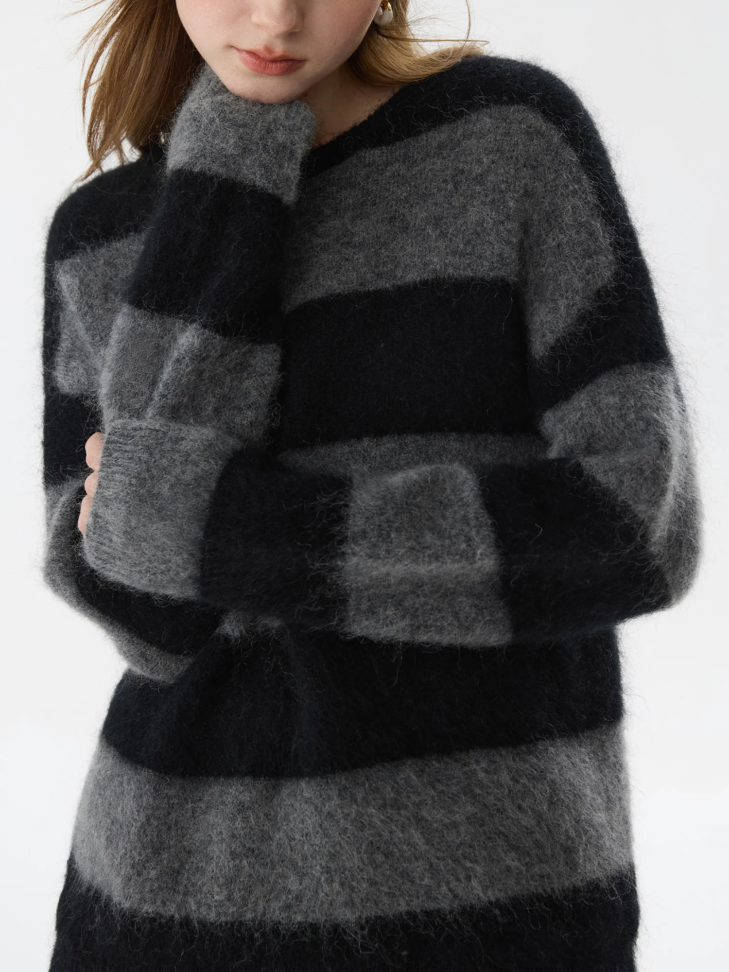 FSLE Office Lady Spotted Woolen Commuting Shoulder Strap Dress for Women Winter 2024 High-end Versatile Dress 24FS14534
