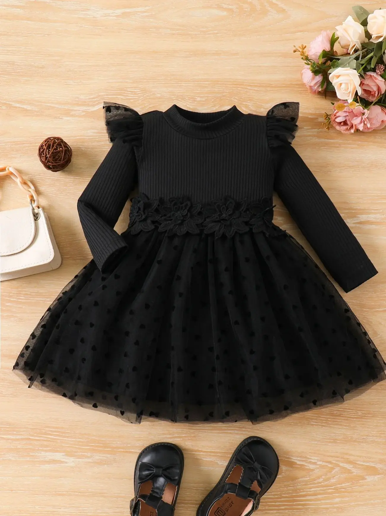 Girls' Black Knit Tulle Dress Mock Neck + Heart Dot Pattern + 3D Lace + Ruffled Sleeves Princess Style Long-Sleeve Spring/Summer S5059fb3dc0b7454e8ed4beebbe6a8f15A