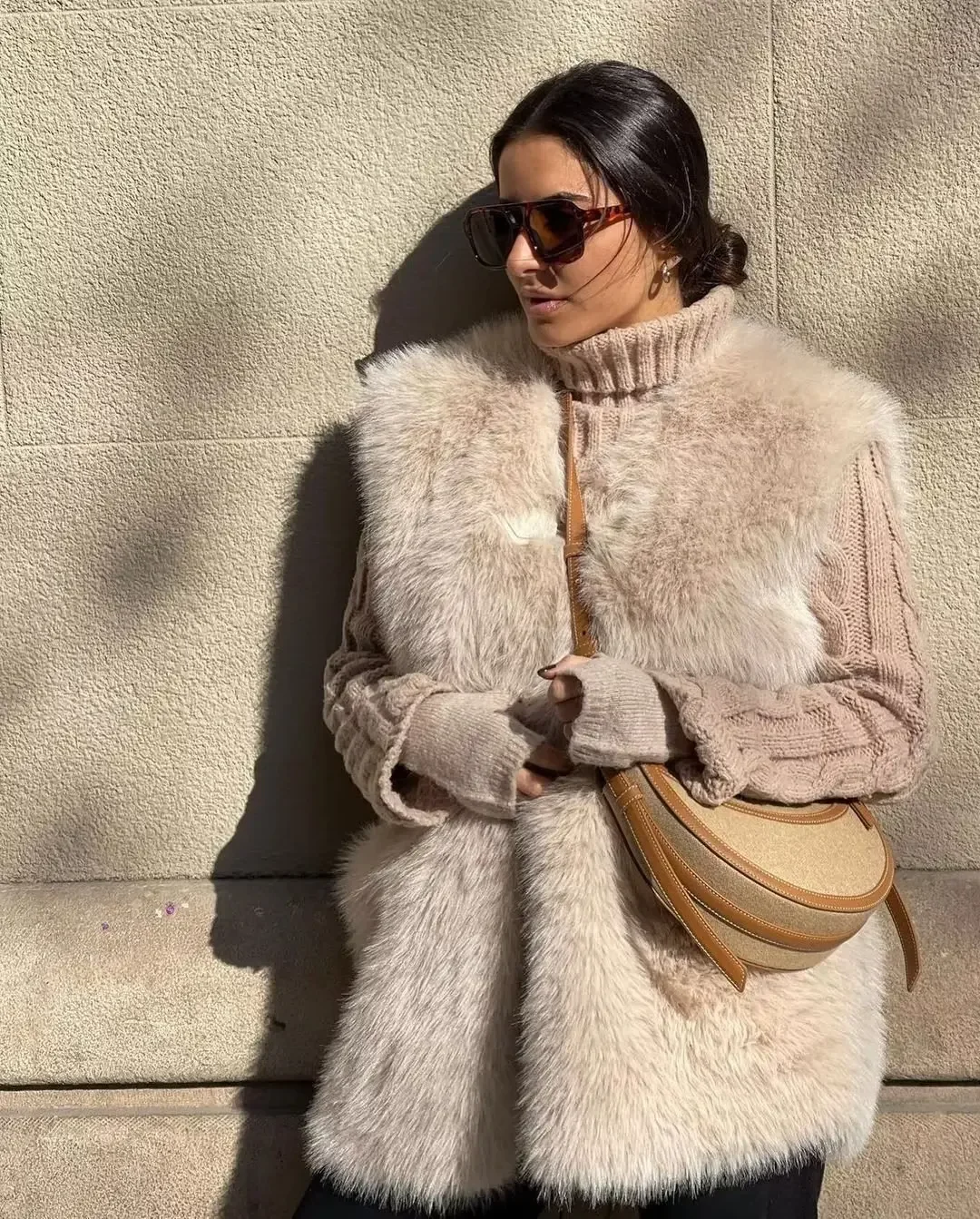 2024 Autumn Winter Fake Fur Vest For Women Outerwear Femme Fashion Overcoat Female Y2K Faux Fur Furry Waistcoat Tops