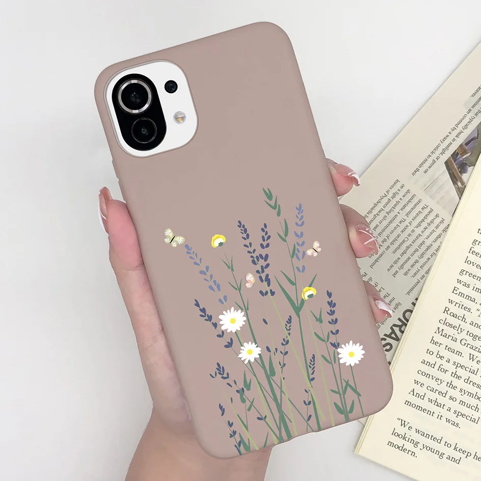 Cute Cartoon Daisy Matte Shockproof Phone Case - Elegant Protection with Casing