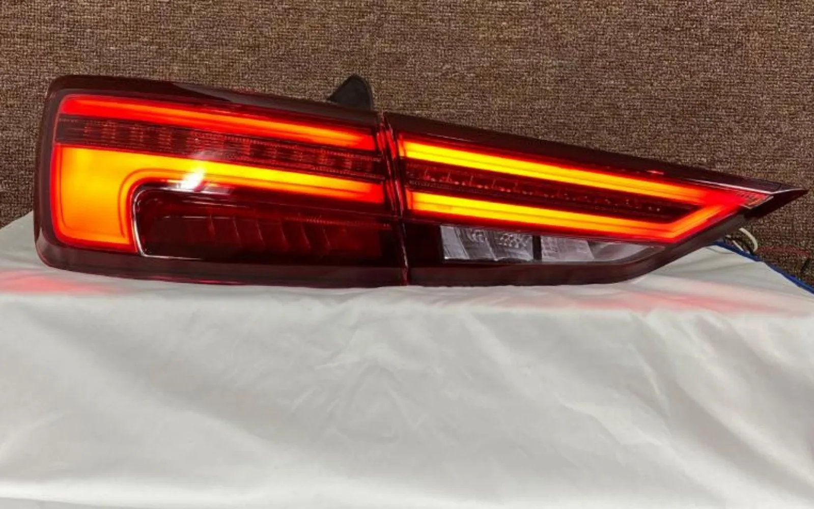 Luz Trasera LED Exterior Derecha Para Audi A6 Avant 4F (C6) 03/2005-10/2008 – DEPO/TYC, Plug & Play