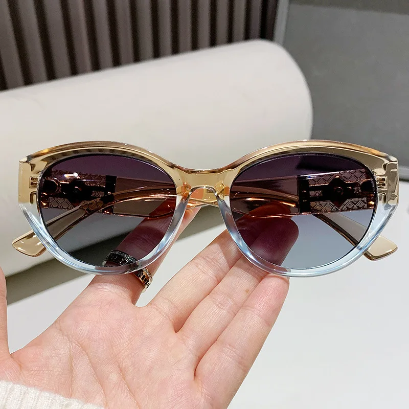 

New Small Frame Cat's Eye Sunglasses Women's Brand Designer Fashion Sun Glasses Women Outdoor Travel Eyewear UV400 Oculos De Sol