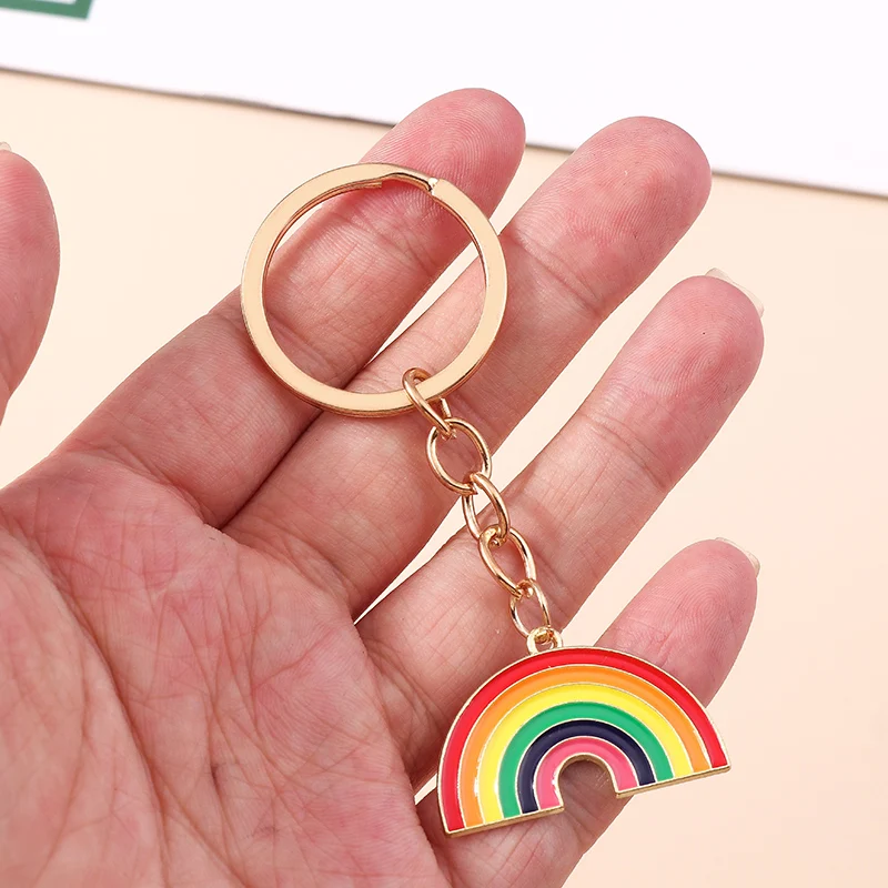 Niedlicher Emaille-Regenbogen-Liebes-Herz-Schlüsselanhänger für Frauen und Mädchen, Schlüsselanhänger, Anhänger für Autoschlüsselhalter, Handtasche, Dekor, DIY, handgefertigter Schmuck, Geschenk – Detail 3
