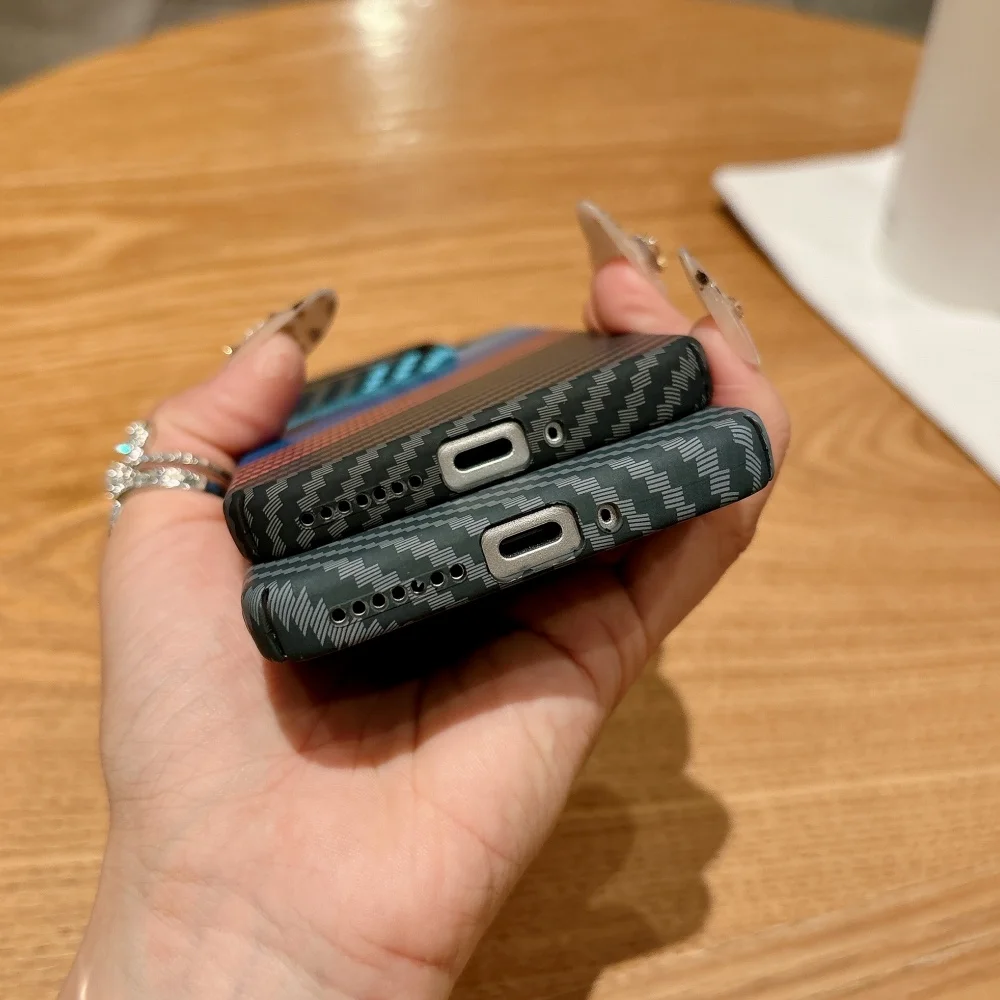 Luxury Ultra Thin Magnetic Carbon Fiber Texture Case - Shockproof Hard Matte Cover, Wireless Charging Compatible