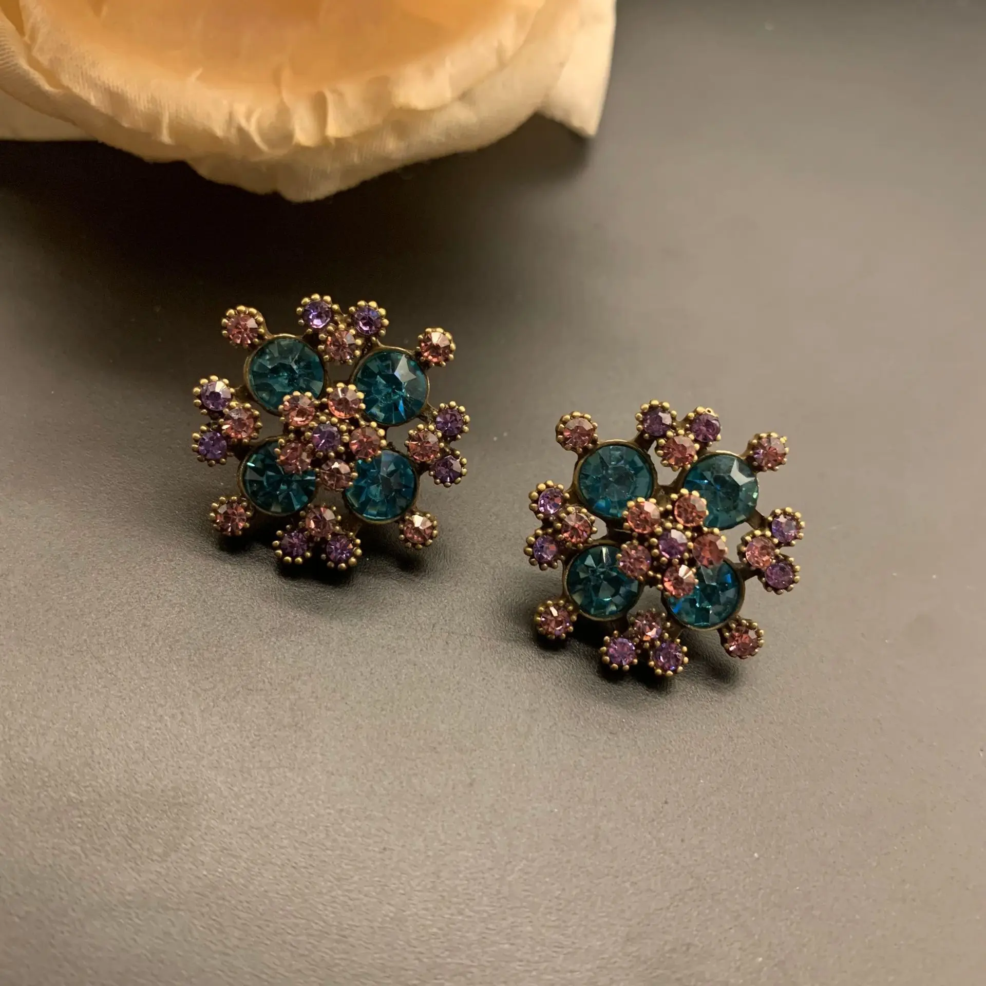 Colorful exaggerated flower earrings