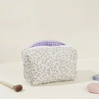 Floral Puffy Quilted Large Makeup Bag Travel Cosmetic Pouch Flower Printed Storage Organizer Makeup Accessory 6
