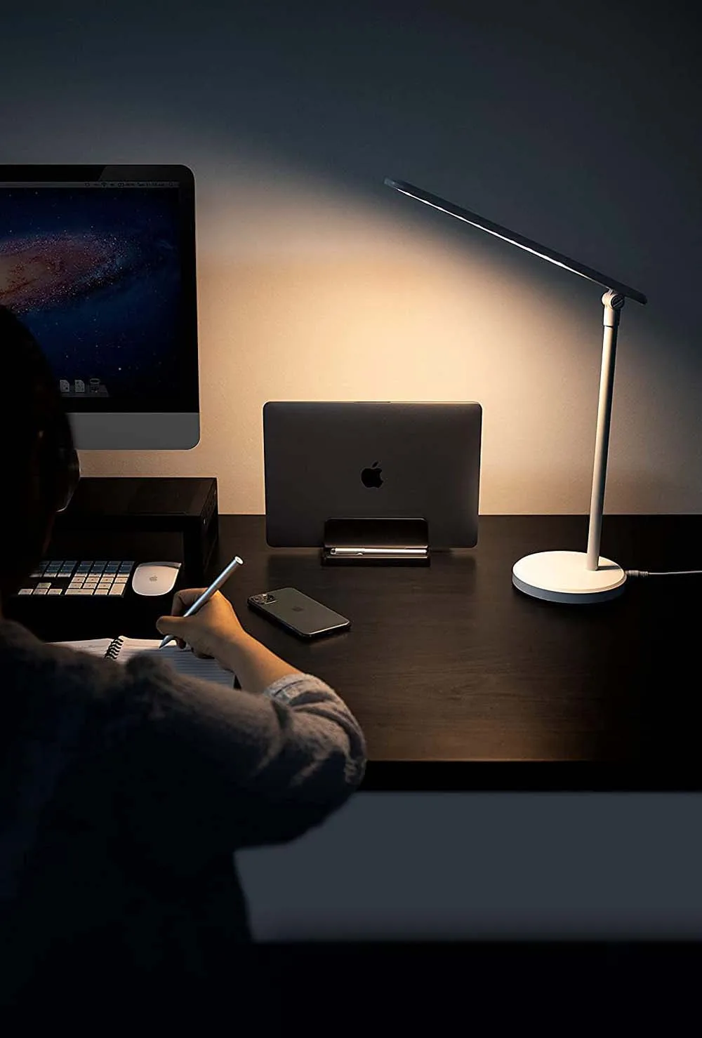 do duplo-entalhe ajustável desktop notebook dock space-saving