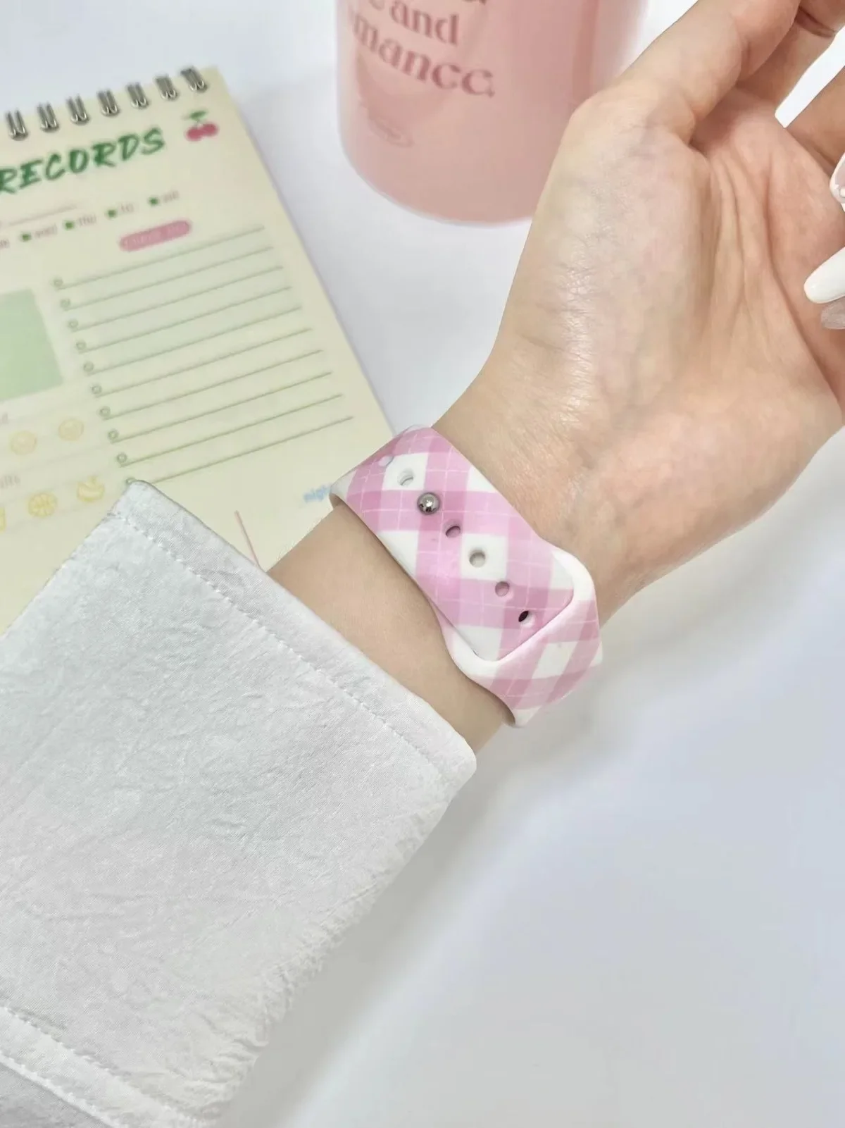 Watch Band For iWatch 42/44/45/46/49mm 38/40/41mm Silicone Fashion Watch Strap for Watch Series Ultra2 Se 10/9/8/7/6/5/4/3/2/1_voghion.com