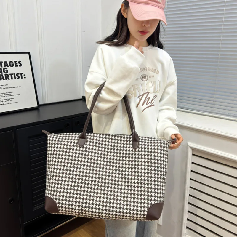 Large Capacity Travel Luggage Bag Accommodation Fitness Storage Portable for Boarding Business Trips Men's Women's Universal