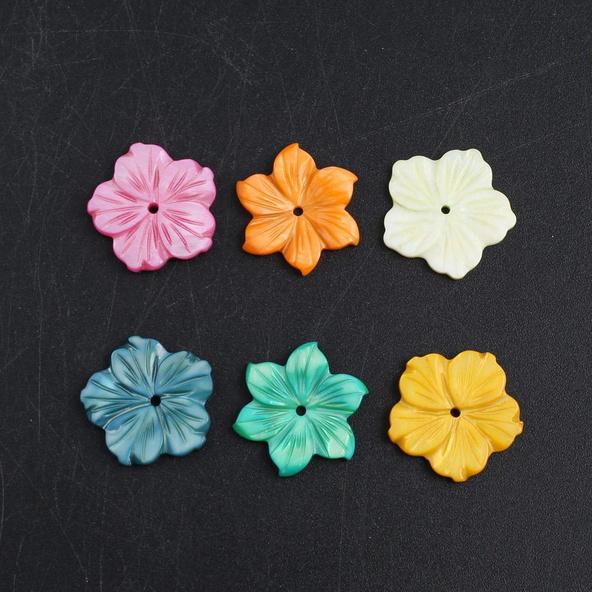 

Natural Shell Random Various Flower Shapes Perforated Beads Gorgeous Colours for DIY Jewelry Making Handmade Bracelet Necklace