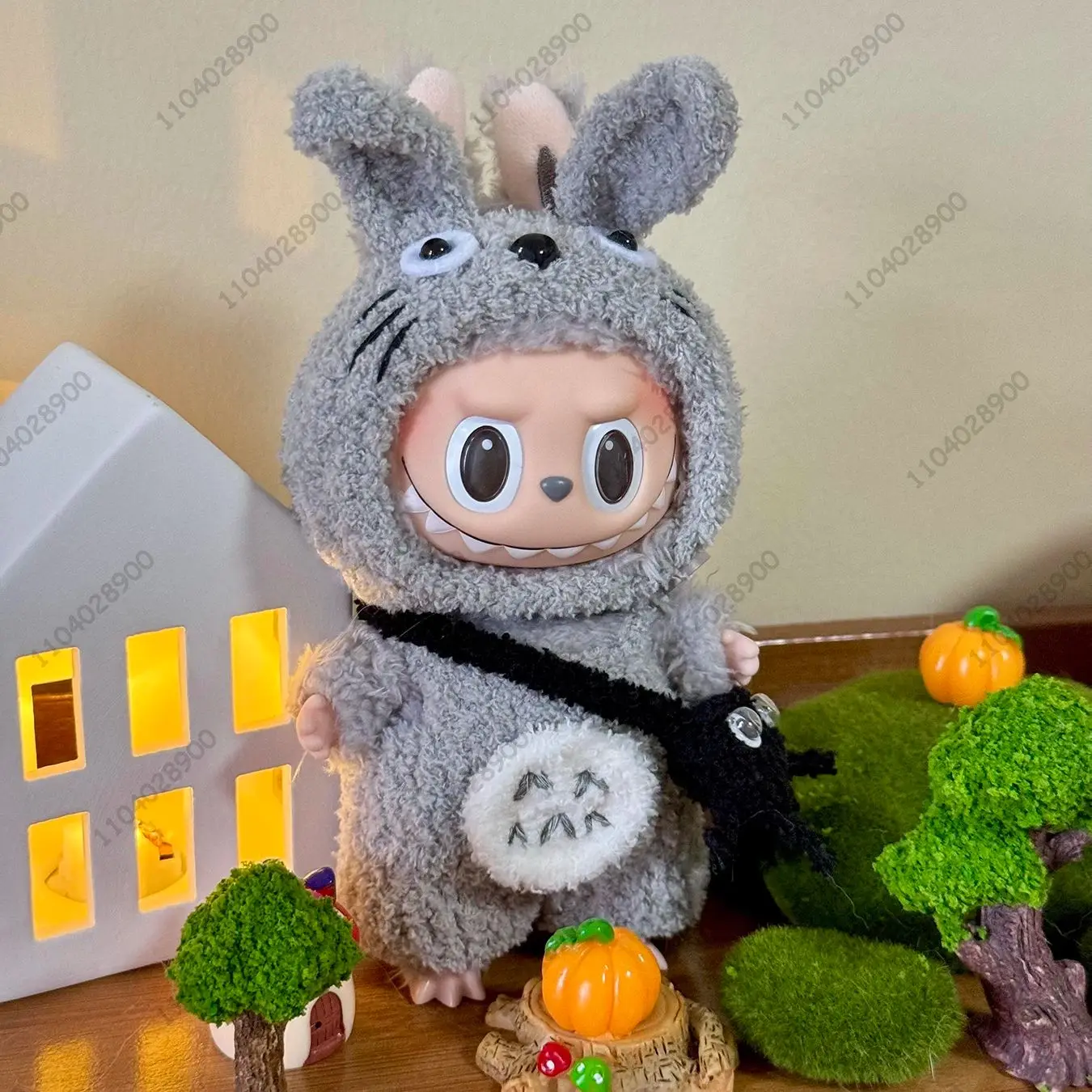 Labubu The Monster Cartoon Totoro Costume Clothes Vinyl Doll Action Figure 1:1 Replica Bag Charm Bag Pendant Gift doll clothes