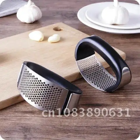 

Household Manual Squeezer Press Stainless Garlic Press Device Handheld Ginger Garlic Tools Kitchen Accessories 1PC