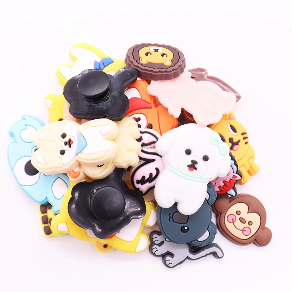 33 Kinds 1Pcs Animals Dog Rabbit Cat Giraffe PVC Garden Shoe Charms Shoes Decorations Clog DIY Wristband Kids Gift