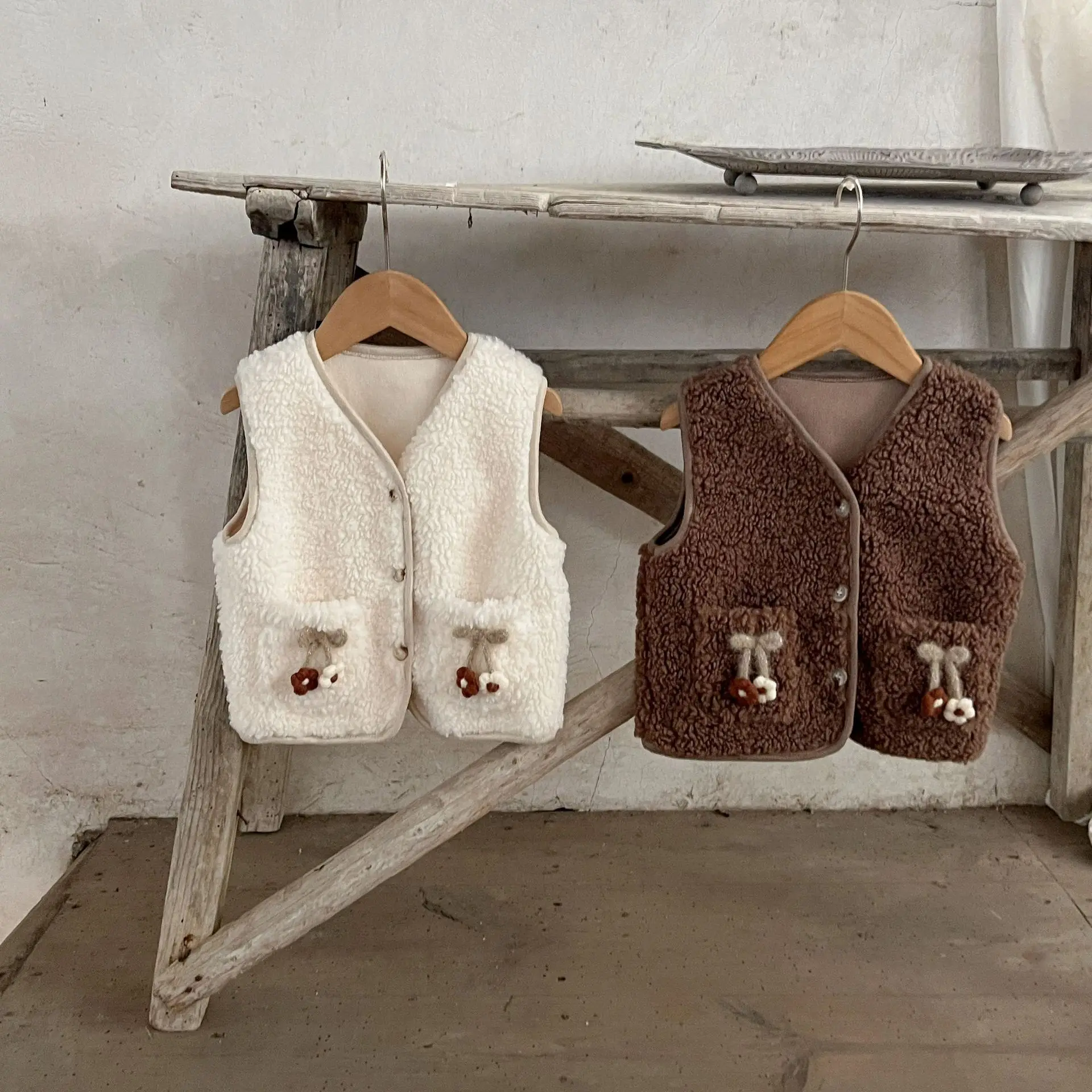 2025 New Baby European and American Vest Autumn and Winter Baby Cardigan Vest Baby Sleeveless Vest Coat