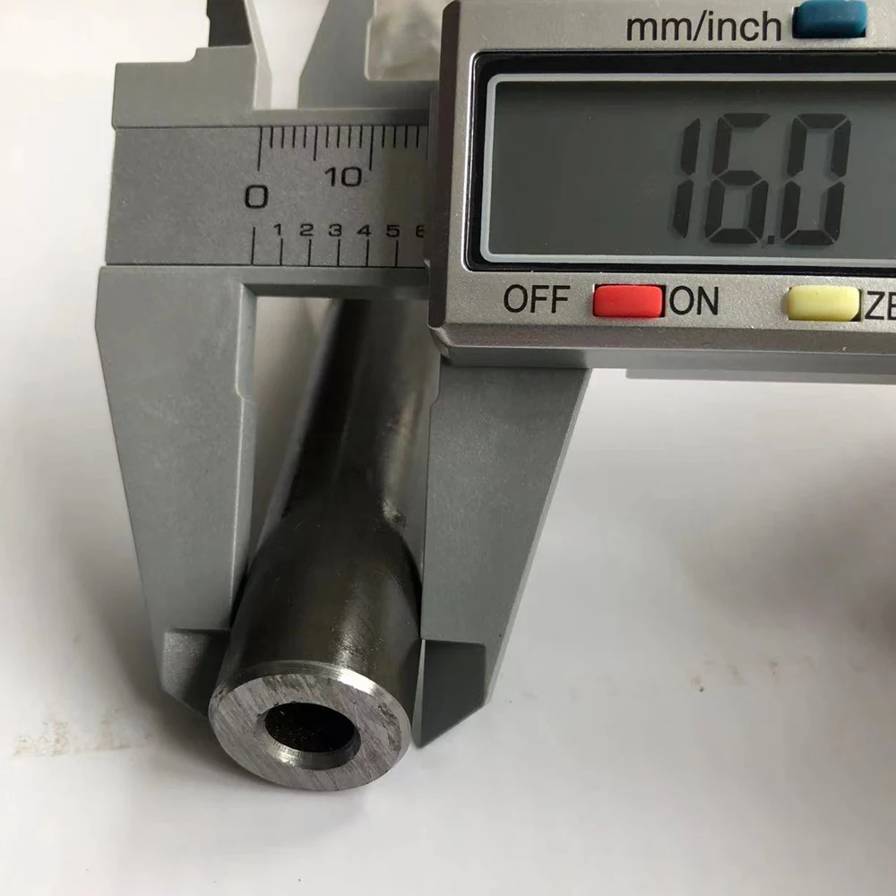 

42crmo High-Pressure Seamless Steel Tube for Hunting with Internal and External Mirror Finish