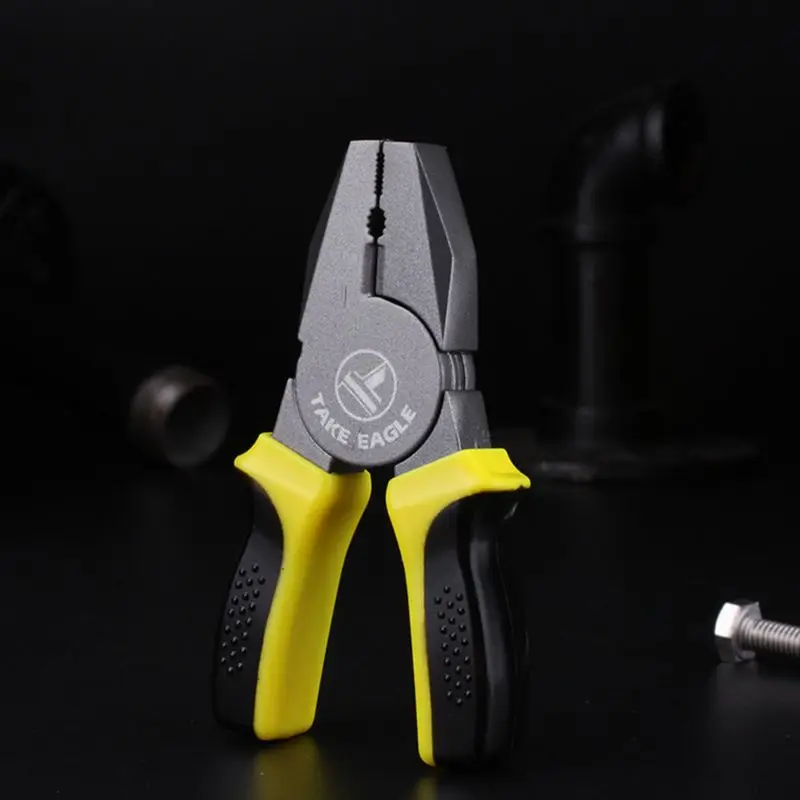 1Pc H55A Creative Portable Mini Pliers Shape Cartoon Cigarette Refillable herb grinder